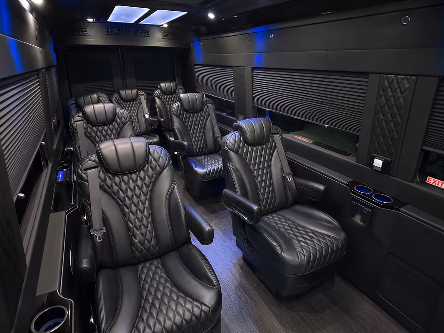 find the perfect transportation for your next airport transfer 1