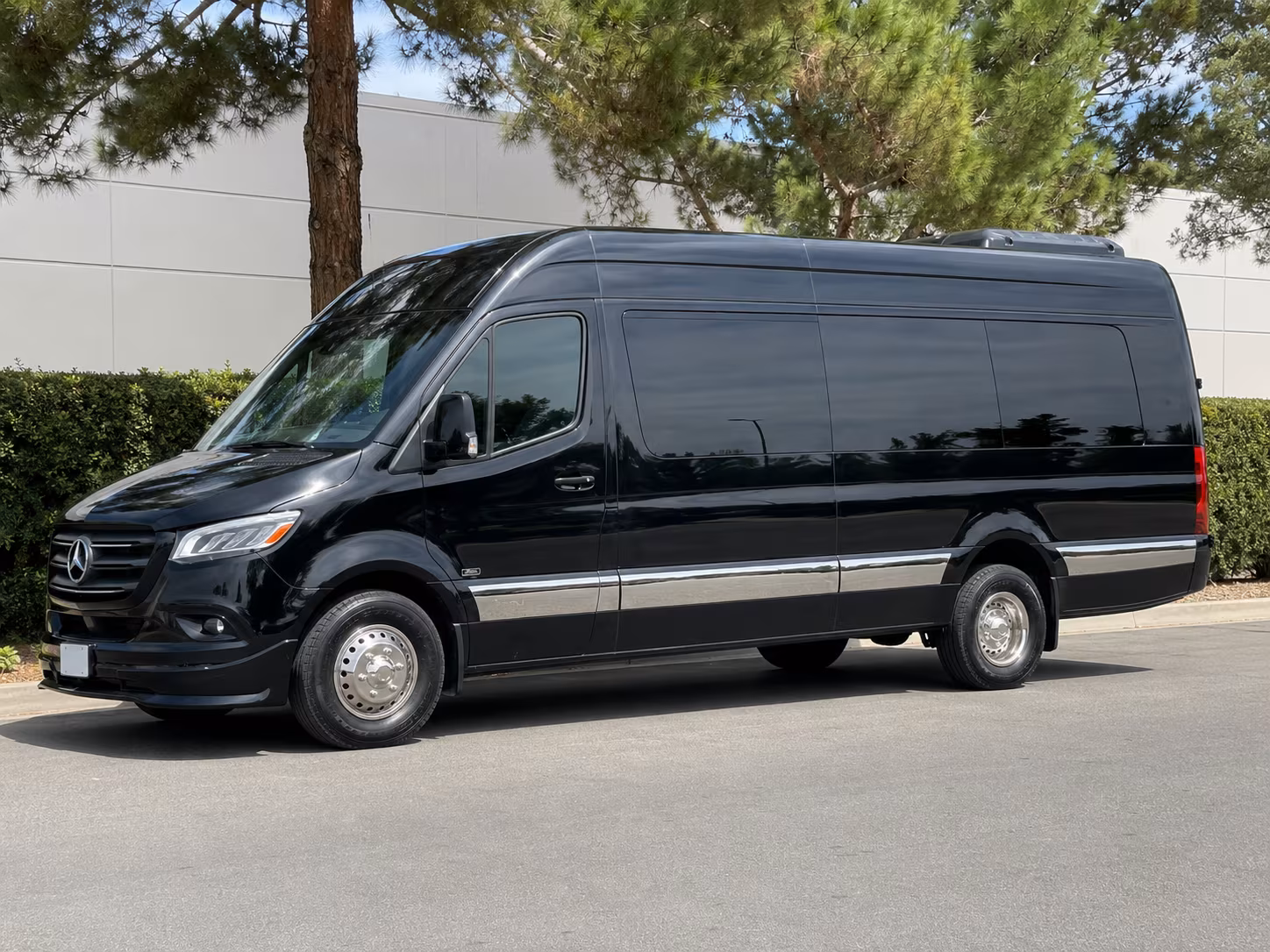 find the perfect transportation for your next corporate event 2