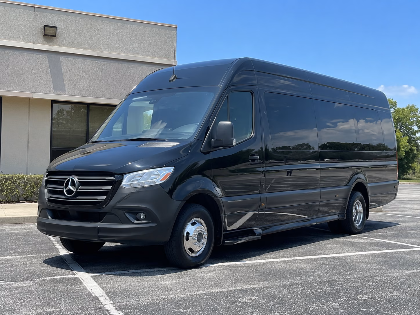 find the perfect transportation for your next wedding 4