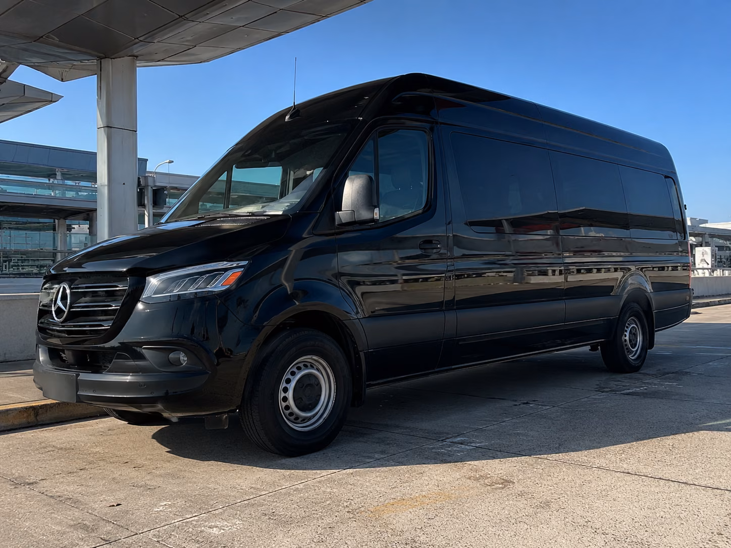 jurupa valley employee shuttle van service